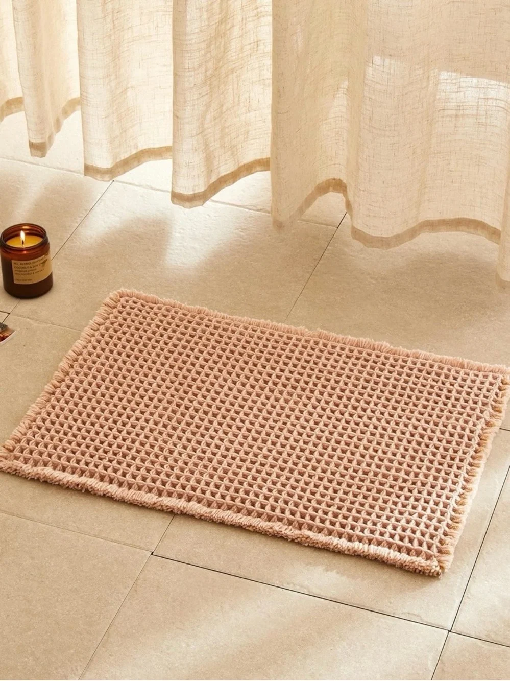 Plush Peach Waffle Bath Mat - Soft Absorbent Bathroom Rug
